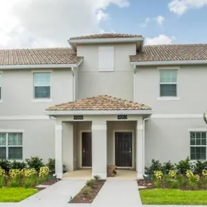 Paradise Private Pool & Golf At Championsgate Holiday home